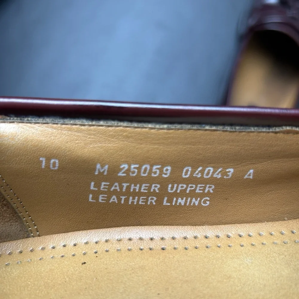Bostonian Burgundy Leather Tassel Loafer Classic Dress Shoe Men's Size 10